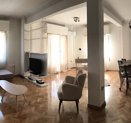 Apartment Near The Beach Aten Exteriör bild