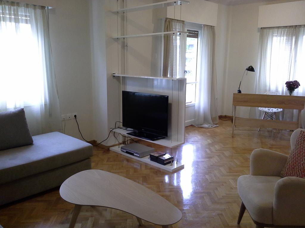 Apartment Near The Beach Aten Exteriör bild